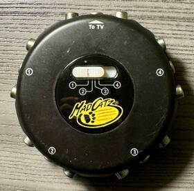 Mad Catz 728658060121 Universal 4 System Selector Switch Av Adapter Playstation Xbox Nintendo