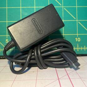 Hac-008 Nintendo Genuine Original Switch Charger Ac Usb-c Power Supply Adapter Oem