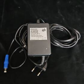 Nes-002e Nintendo Ac Adapter Original And In Good Condition Untested