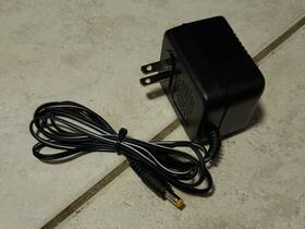 7-38012-34010-3 Sega Innovations Genesis 2 And 3 Game Gear Ac Adapter