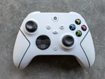 Yuyiu Wireless 2.4GHZ Controller With 7 Colors Rgb Light Xbox Parts. Fixed Price $20.99.