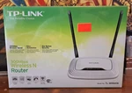 Manhattan 300N Wireless 4-PORT Router. Fixed Price $12.99.