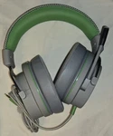 Onn Xbox Headset-new Flip-to-mute Boom Mic Cooling Gel Ear Cushion Box-bad Cond.. Fixed Price $7.99.
