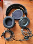 Steelseries SC-00006 Wired Usb Over-ear Gaming Headset Black. Fixed Price $12.00.
