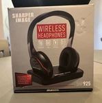 Sharper Image Wireless Headphones W/built-in Microphone SHP925 Black Preowned. Fixed Price $18.00.